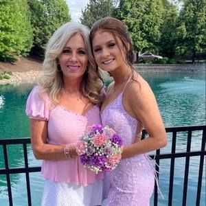 Meet your Posher, Maribeth